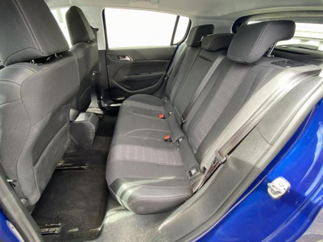 Peugeot 308 image 2