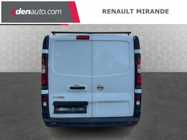 Nissan Nv300 image 2