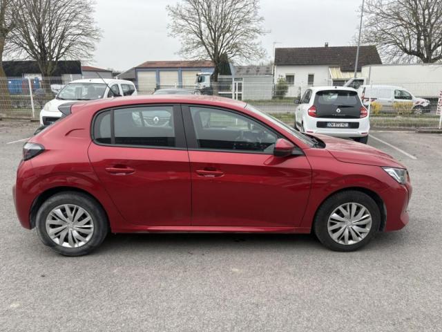 Peugeot 208 image 3