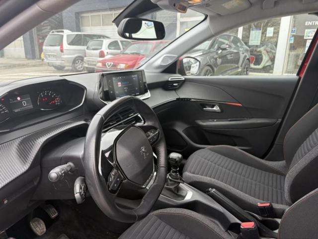 Peugeot 208 image 5