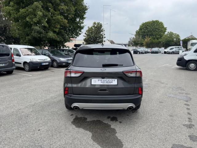 Ford Kuga image 8