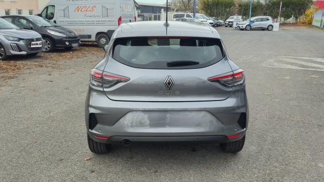 Renault Clio image 1