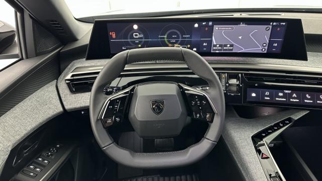 Peugeot 5008 image 8