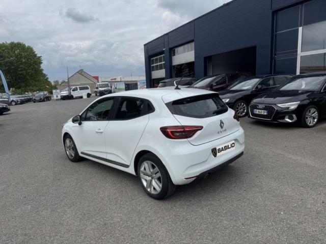 Renault Clio image 8