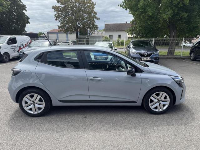 Renault Clio image 9