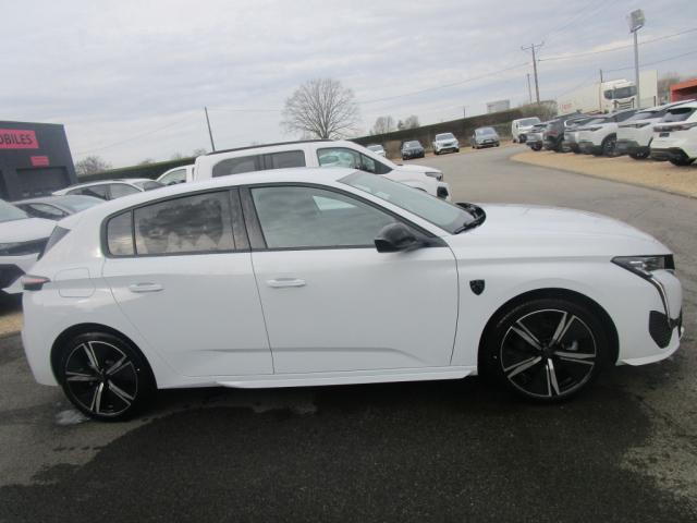 Peugeot 308 image 1
