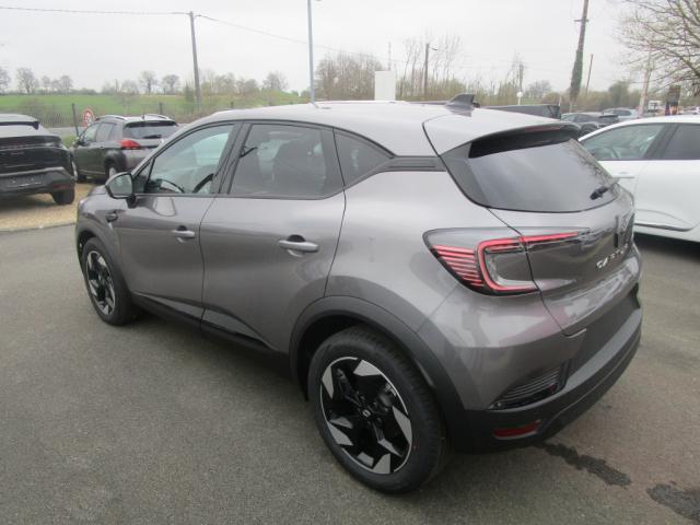 Renault Captur image 1