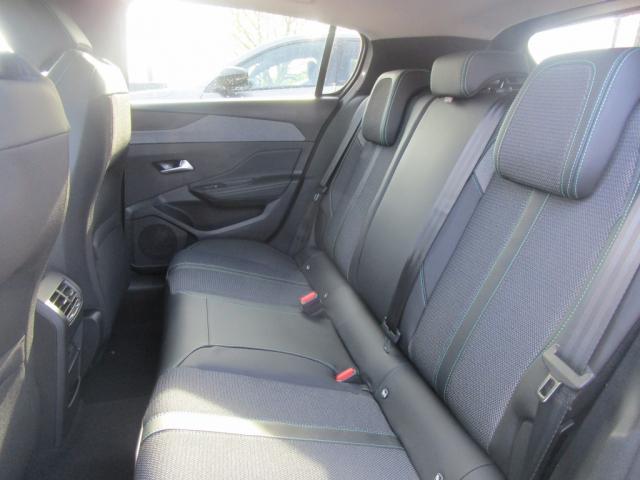 Peugeot 308 image 7