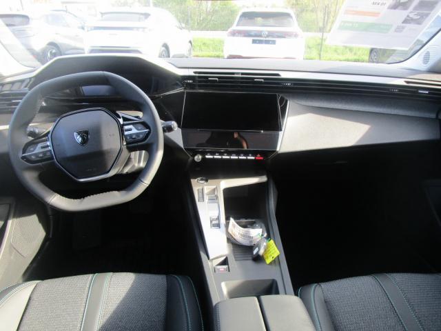 Peugeot 308 image 2