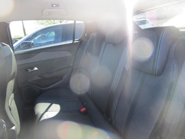 Peugeot 308 image 5