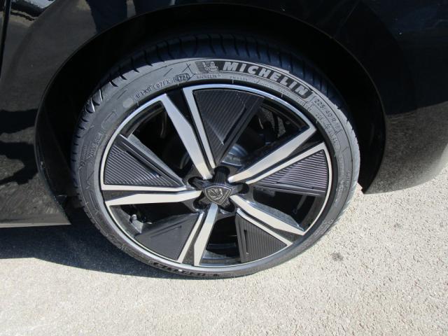 Peugeot 308 image 1