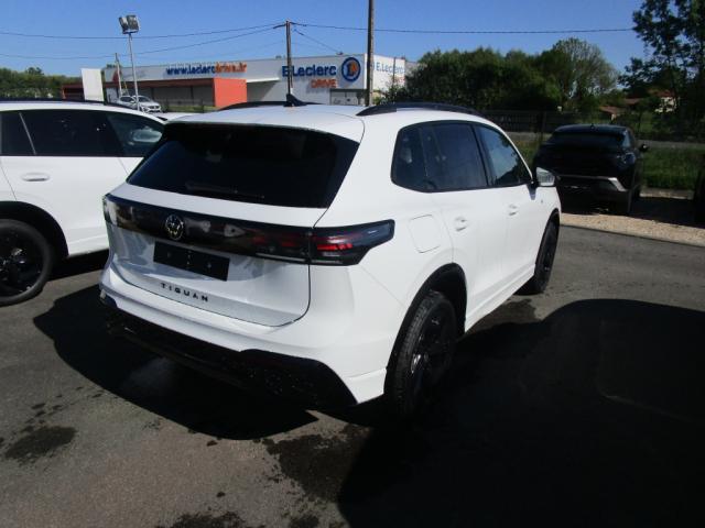 Volkswagen Tiguan image 8