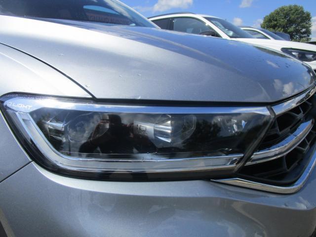 Volkswagen T-Roc image 3