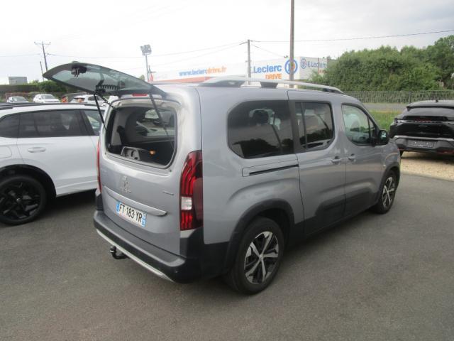 Peugeot Rifter image 9
