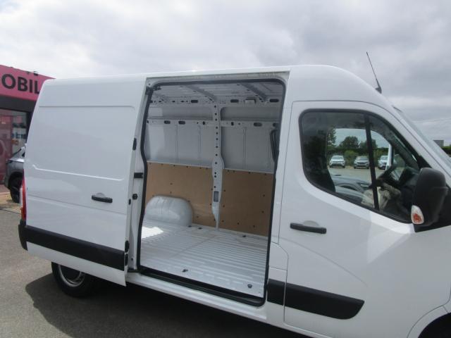 Renault Master image 4