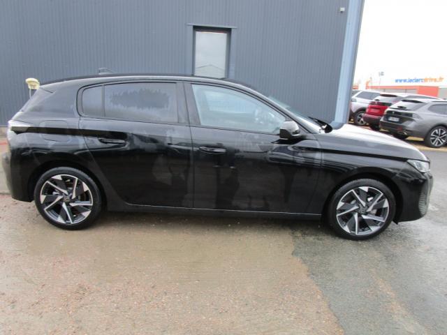 Peugeot 308 image 9