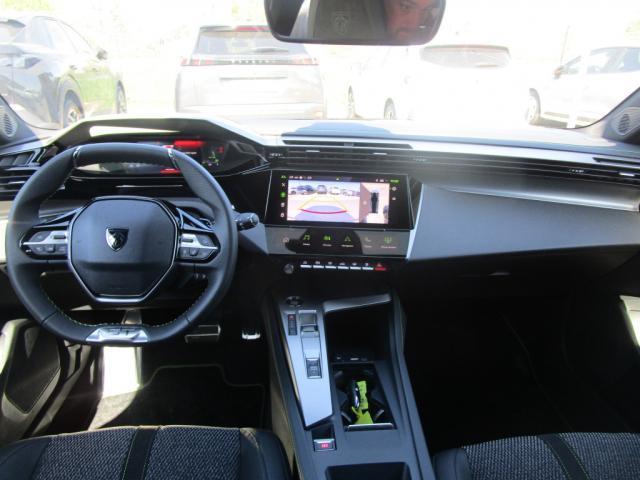 Peugeot 308 image 2
