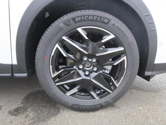 Peugeot 3008 image 2