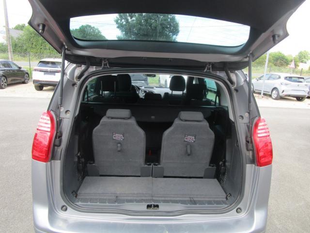 Peugeot 5008 image 4