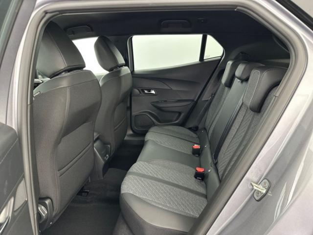 Peugeot 2008 image 9