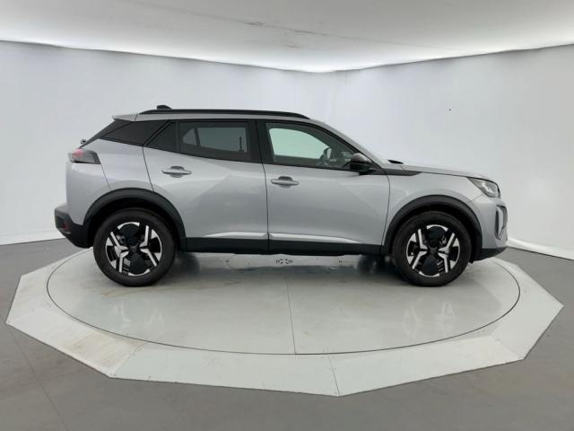 Peugeot 2008 image 6