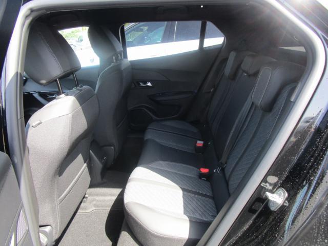 Peugeot 2008 image 5