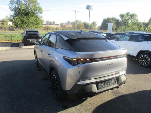 Peugeot 3008 image 2