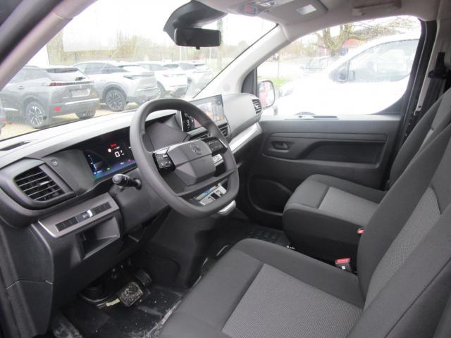 Citroen Jumpy image 2