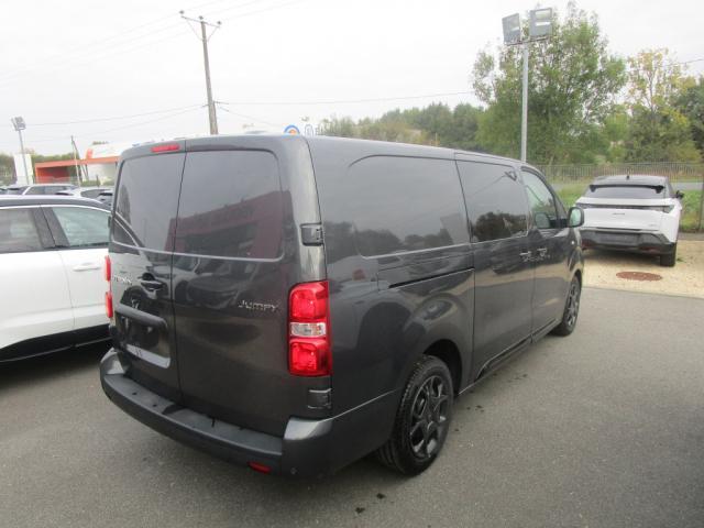 Citroen Jumpy image 8