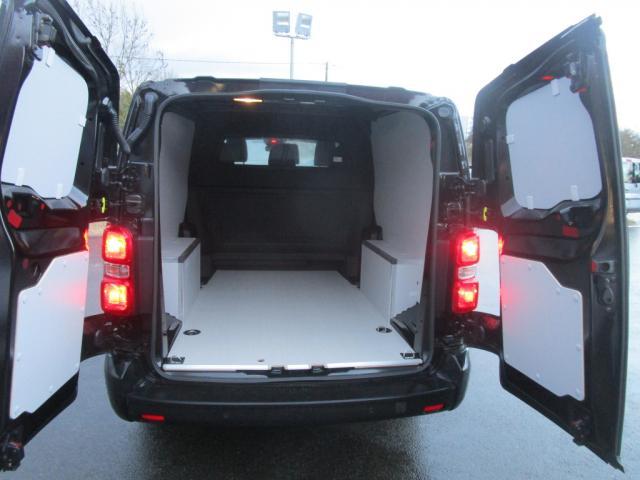 Citroen Jumpy image 9