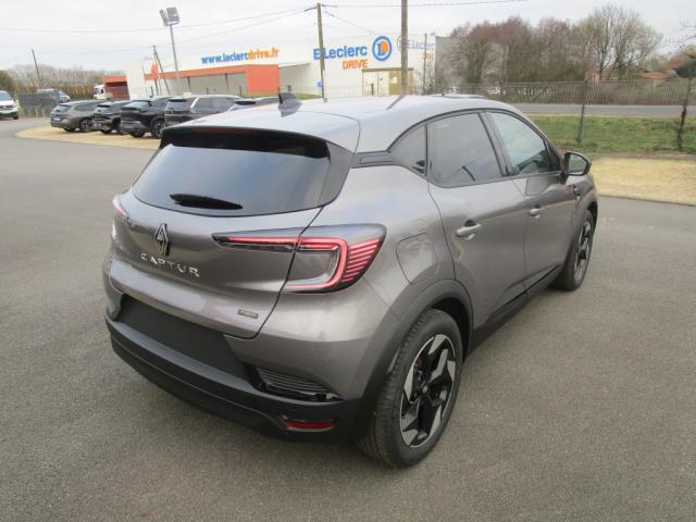 Renault Captur image 2