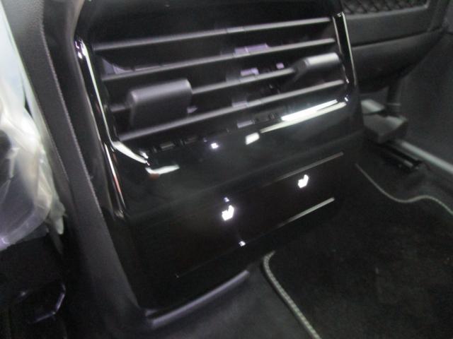 Peugeot 3008 image 2