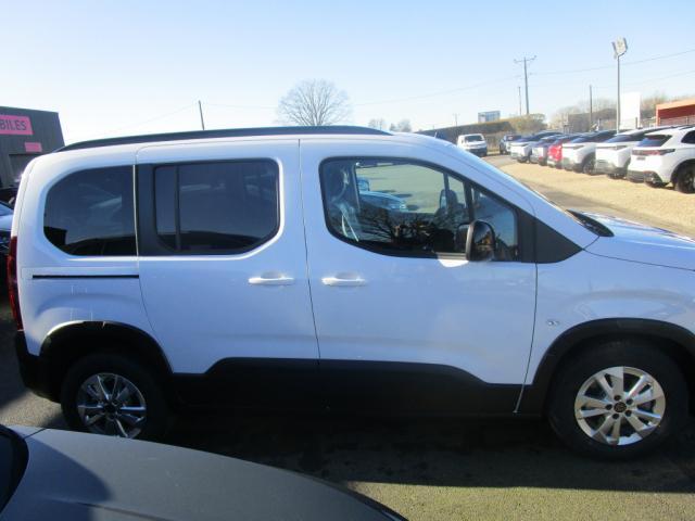 Peugeot Rifter image 1