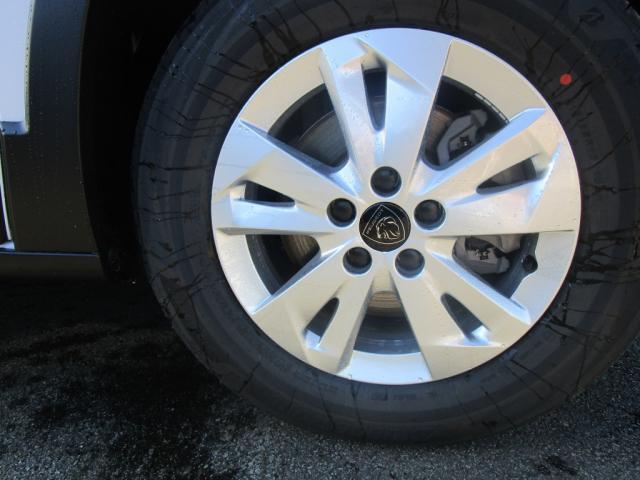 Peugeot Rifter image 3