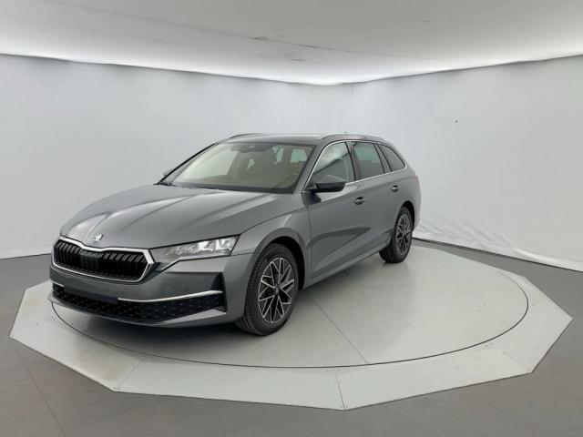 Skoda Octavia image 7