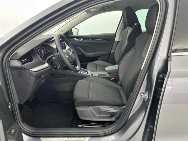 Skoda Octavia image 9