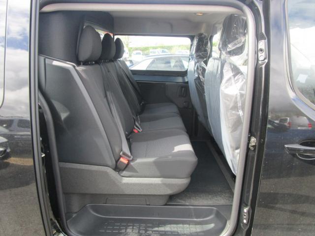 Opel Vivaro image 8