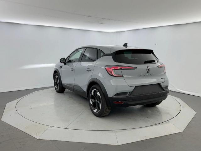 Renault Captur image 9