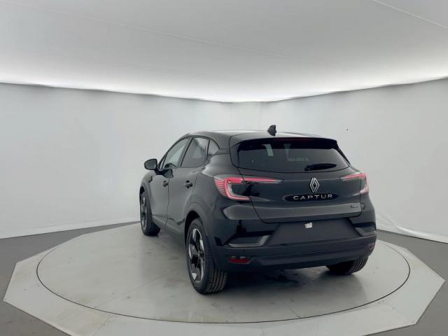 Renault Captur image 2