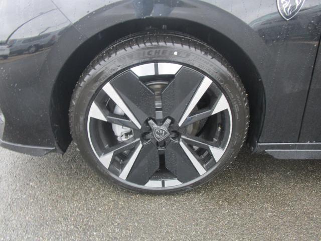Peugeot 308 image 2