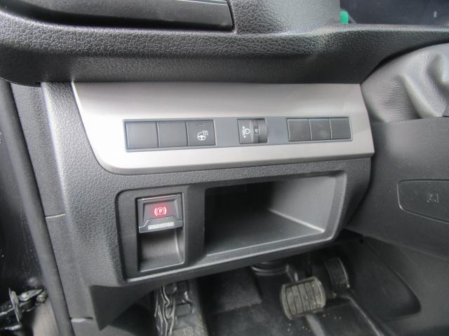 Peugeot Expert image 2