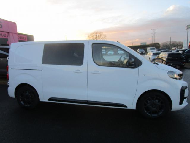 Citroen Jumpy image 8