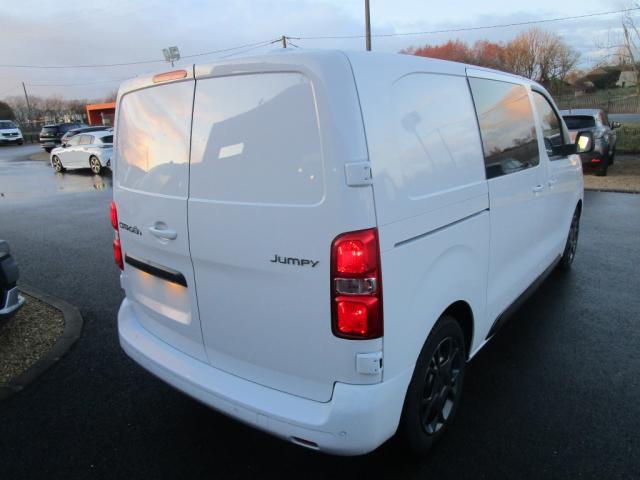 Citroen Jumpy image 3