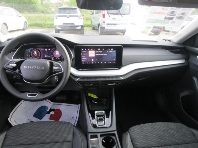 Skoda Octavia image 5