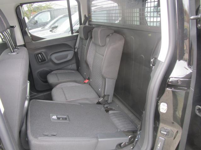 Peugeot Rifter image 7