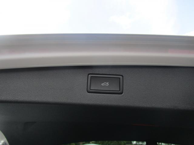 Volkswagen Tiguan image 9