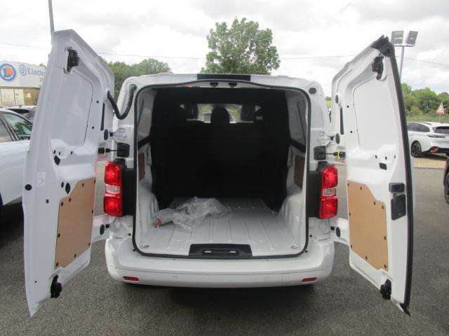 Peugeot Expert image 1