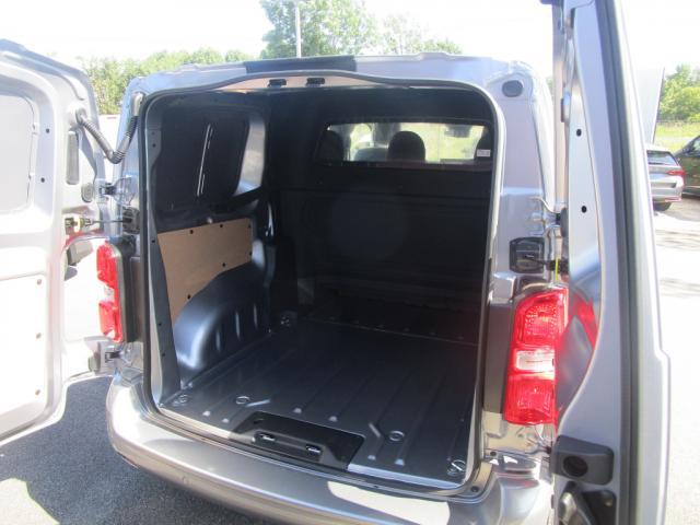 Citroen Jumpy image 9