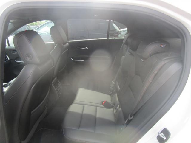 Cadillac Xt4 image 9