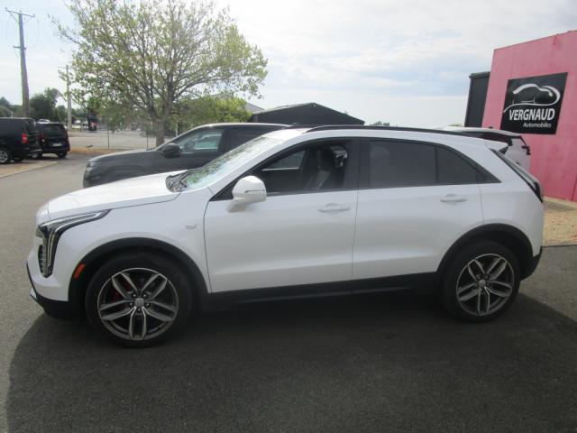 Cadillac Xt4 image 2